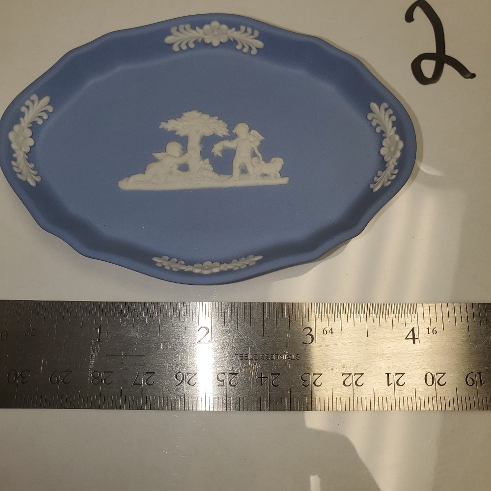 Wedgwood dish
